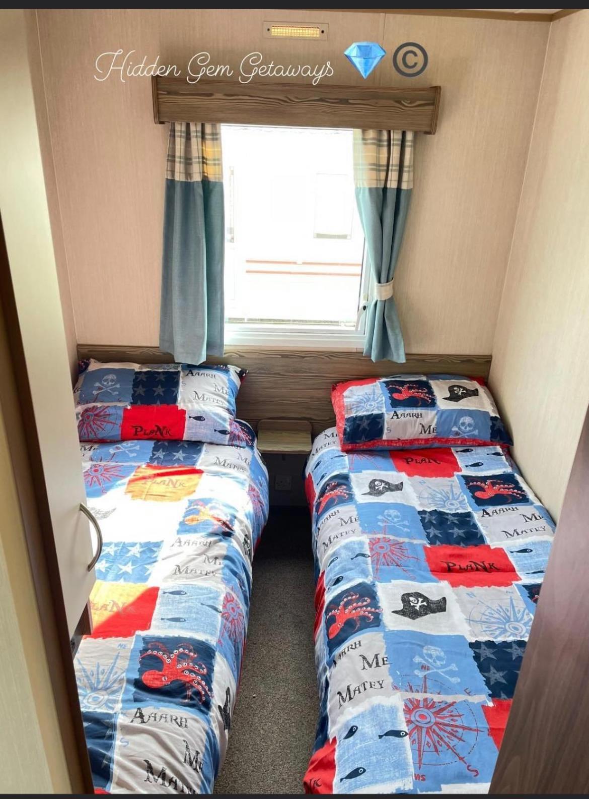 ホテル F&G Getaways Wyke Regis エクステリア 写真