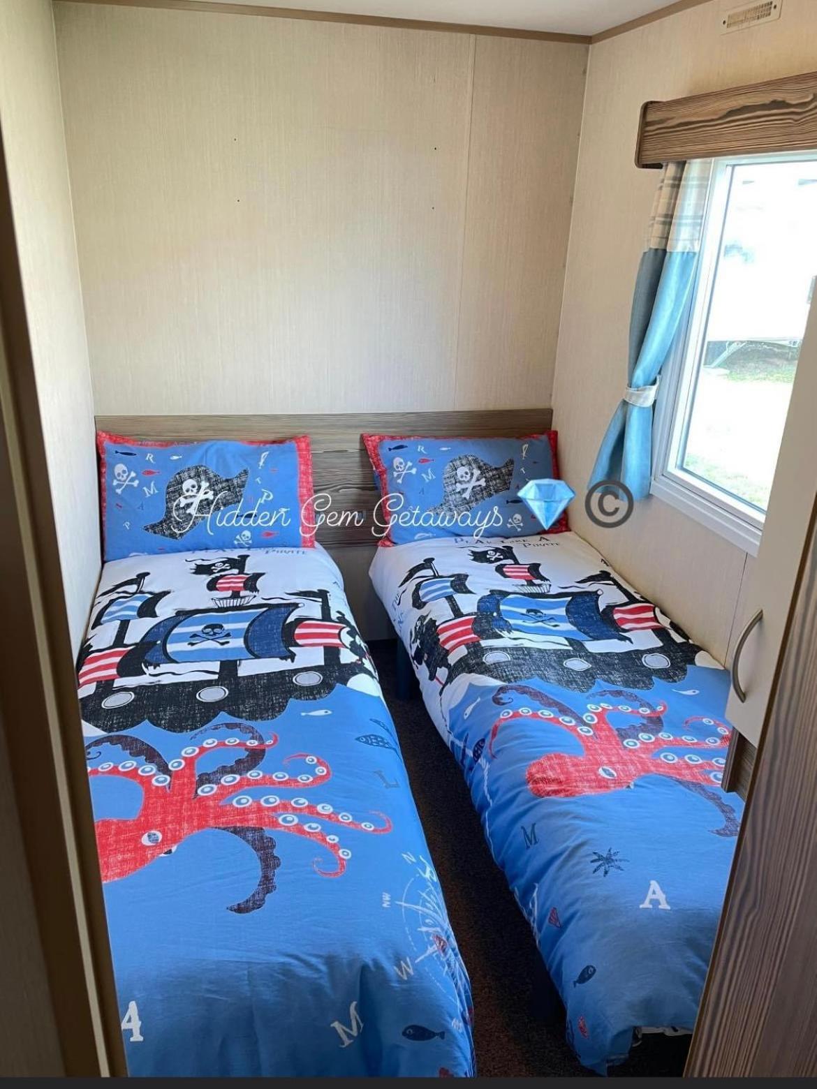ホテル F&G Getaways Wyke Regis エクステリア 写真