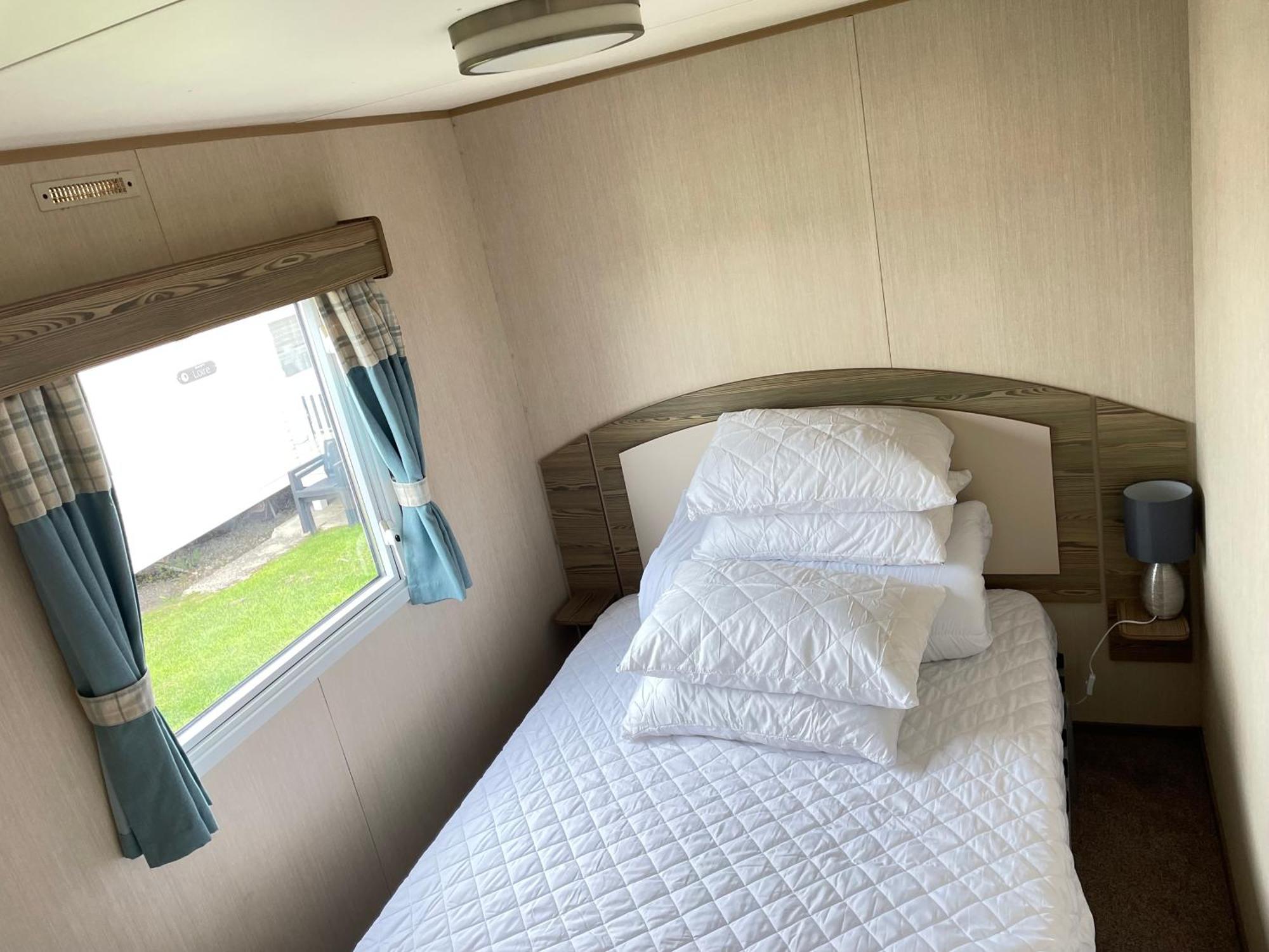 ホテル F&G Getaways Wyke Regis エクステリア 写真